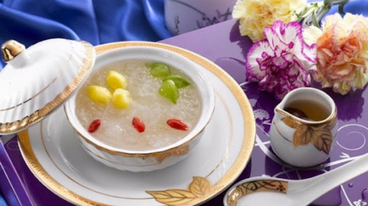 Tổ yến ăn lúc nào là tốt nhất?